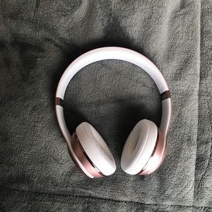 Brand new beats solo